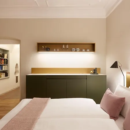 Arcade Apartment